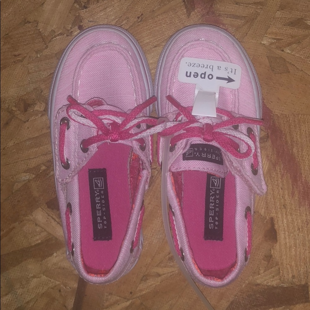 Toddler girls pink Sperry’s